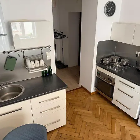 Stylish Close To The Old Town Lejlighed